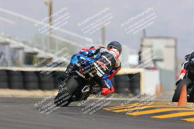 media/Oct-08-2022-SoCal Trackdays (Sat) [[1fc3beec89]]/Turn 16 (125pm)/